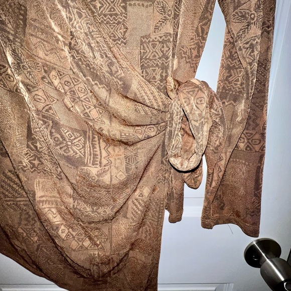 Citiknit Wrap Around Blouse Top, Artsy Geometric Print, Brown, Woman’s Size S - Picture 2 of 7